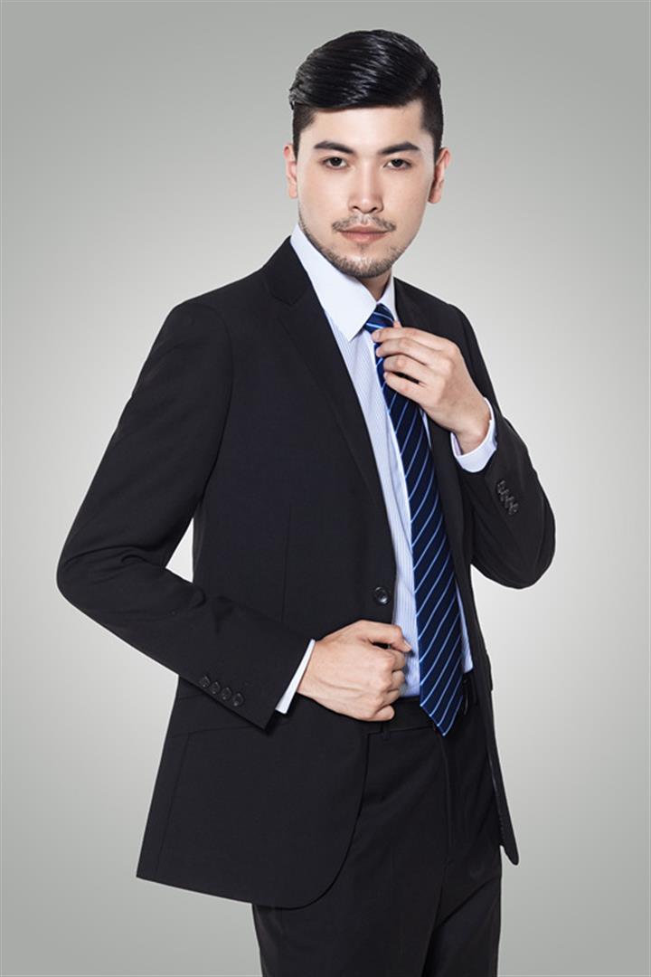 沈红武 灯光与音效负责人